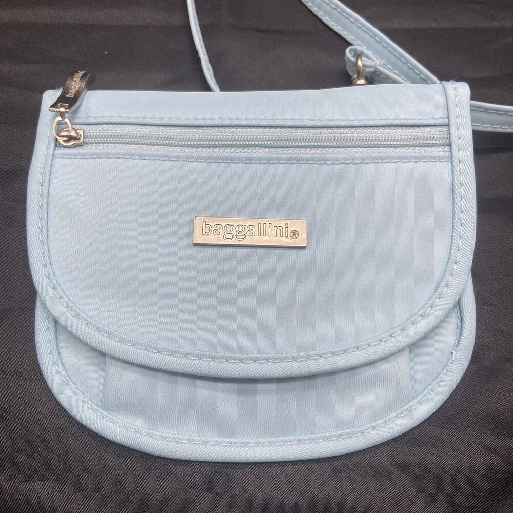 Baggallini Powder Blue 6.5 in Mini Crossbody Travel Messenger Bag